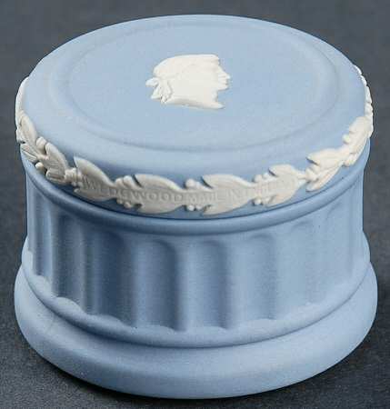 Cream Color on Lavender (Pale Blue) Jasperware Round Miniature Box