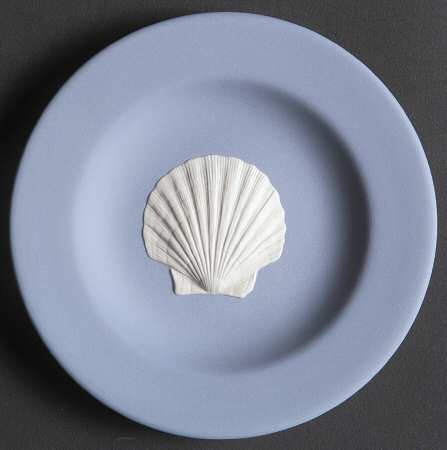 Cream Color on Lavender (Pale Blue) Jasperware 4" Round Tray