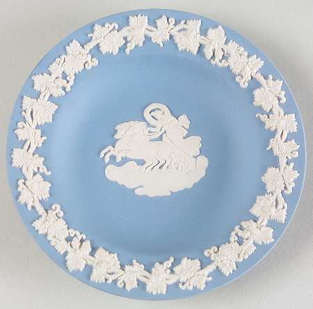 Cream Color on Lavender (Pale Blue) Jasperware 4" Round Tray