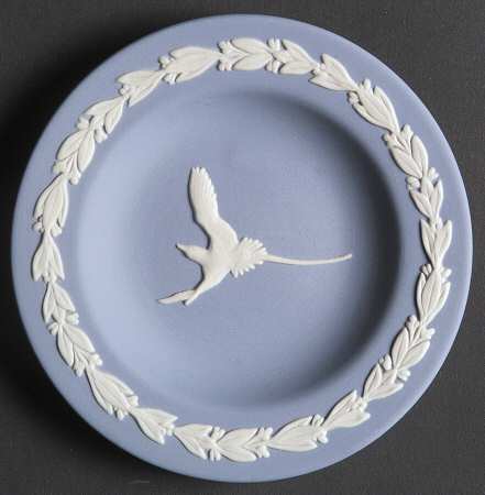 Cream Color on Lavender (Pale Blue) Jasperware Animal Round Tray