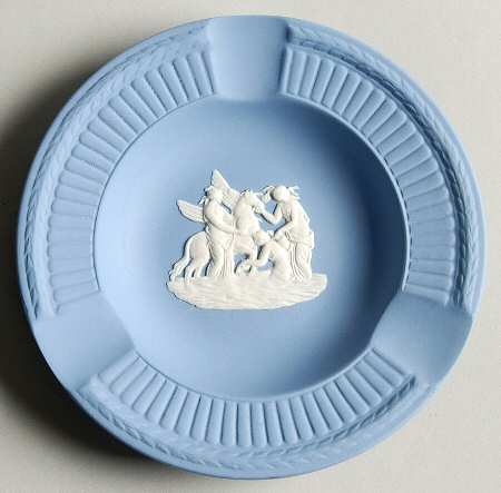 Cream Color on Lavender (Pale Blue) Jasperware Fluted 3 Slots Round Ashtray