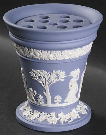 Cream Color on Lavender (Pale Blue) Jasperware Vase & Frog/Grid