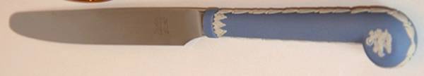 Cream Color on Lavender (Pale Blue) Jasperware Small Dinner Knife