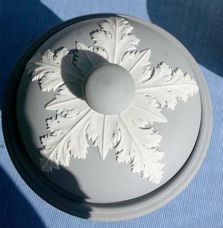 Cream Color on Grey Jasperware Lid for Olympus Jar