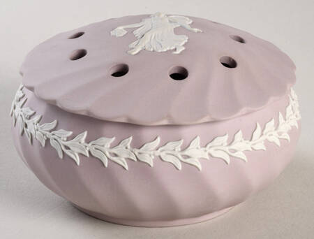 Cream Color on Lilac Jasperware Potpourri Box with Lid