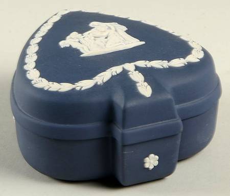 Cream Color on Portland Blue Jasperware Box-Spade Shape/With Lid-Large