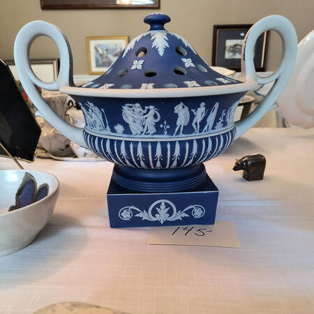 Cream Color on Portland Blue Jasperware Potpourri Simmerer & Lid