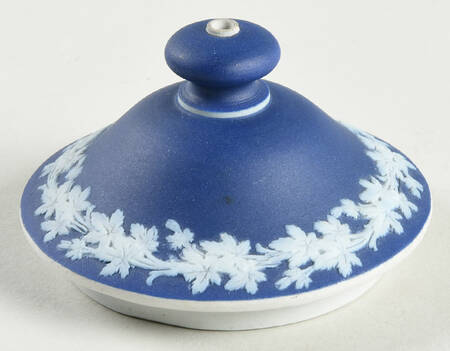 Cream Color on Wedgwood Blue Jasperware Lid for Individual Teapot