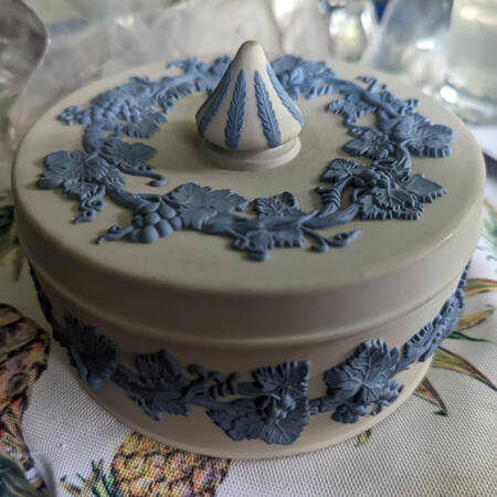 Lavender (Pale Blue) on Cream Color Jasperware Large Spiked Knob Box