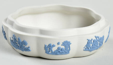 Lavender (Pale Blue) on Cream Color Jasperware Large Scalloped Candy Box-No Lid