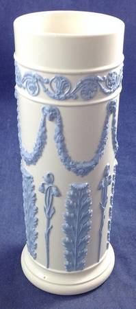 Lavender (Pale Blue) on Cream Color Jasperware Spill Vase