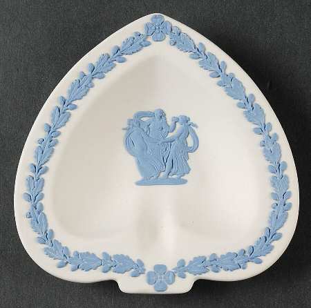 Lavender (Pale Blue) on Cream Color Jasperware Small Spade Shape Ashtray