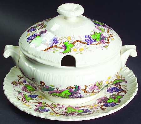 Jefferson Vine Sauce Boat & Lid with Underplate