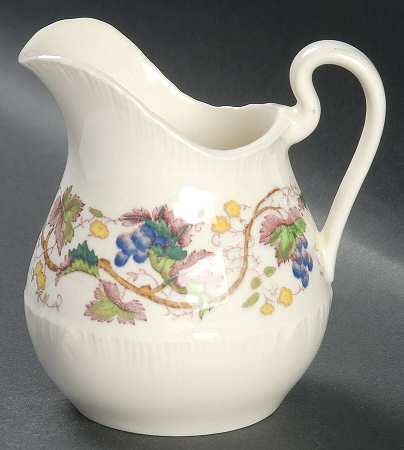Jefferson Vine Creamer