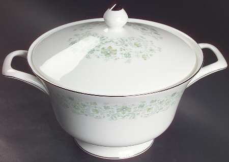 Katherine Round Covered Vegetable
