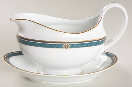 Kenyon Gravy Boat & Underplate