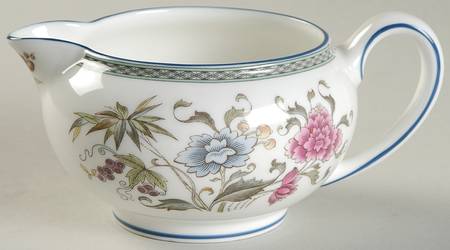 Kingston Multicolor 146 Shape Creamer