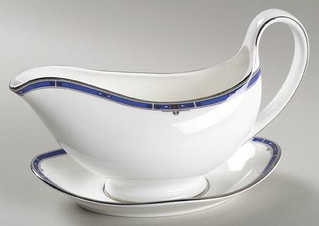 Kingsbridge Gravy Boat & Underplate