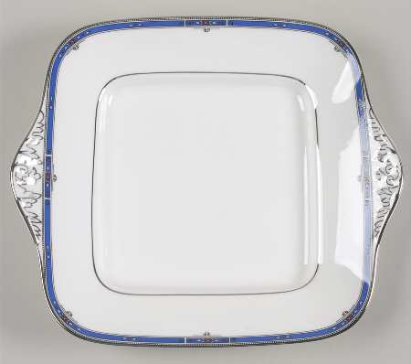 Kingsbridge Square Handled Cake Plate