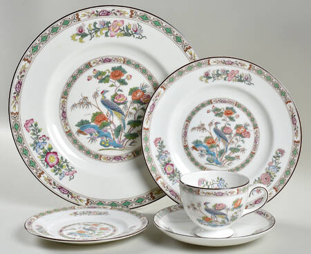 Kutani Crane 40 Piece Estate Set