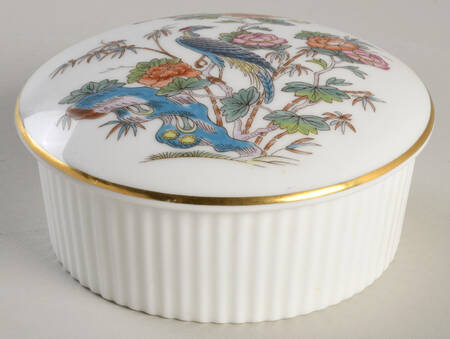Kutani Crane 2" Round Box & Lid