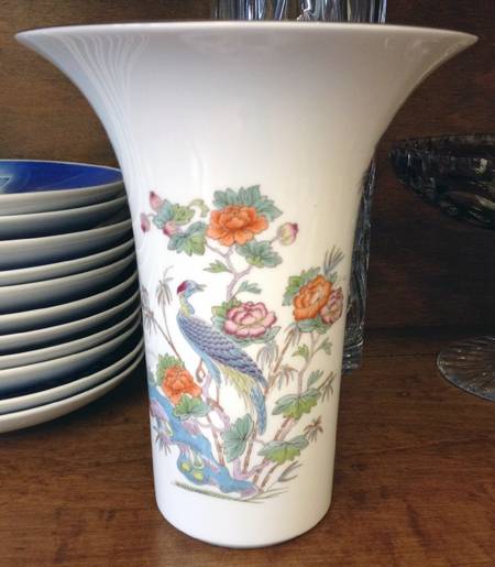 Kutani Crane 7" Vase