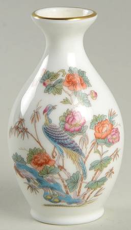 Kutani Crane 3" Bud Vase