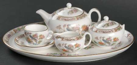Kutani Crane 8-Piece Miniature Tea Set
