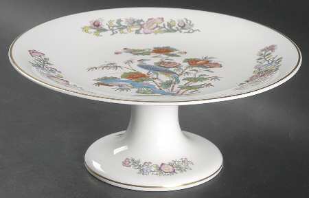 Kutani Crane 9" Diameter Pedestal Cake Stand