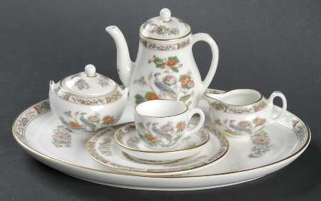 Kutani Crane 9 Piece Miniature Coffee Set