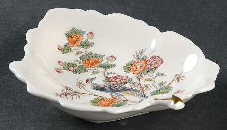 Kutani Crane 5" Leaf Dish