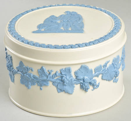 Lavender on Cream Color (Plain) 5" Round Box & Lid