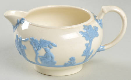 Lavender on Cream Color (Plain) 146 Shape Mini Creamer