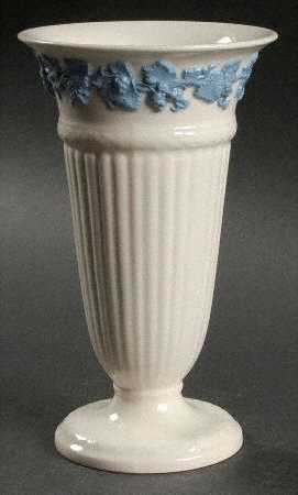 Lavender on Cream Color (Plain) 6" Vase