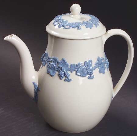 Lavender on Cream Color (Plain) Coffee Pot & Lid