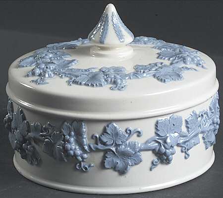Lavender on Cream Color (Plain) Large Spiked Knob Box