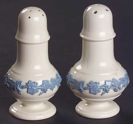 Lavender on Cream Color (Plain) Salt & Pepper Set