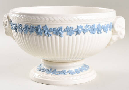 Lavender on Cream Color (Shell Edge) Tureen No Lid by Wedgwood