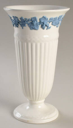 Lavender on Cream Color (Shell Edge) 9" Vase