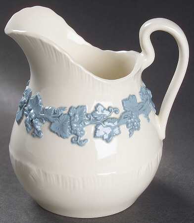 Lavender on Cream Color (Shell Edge) Creamer by Wedgwood