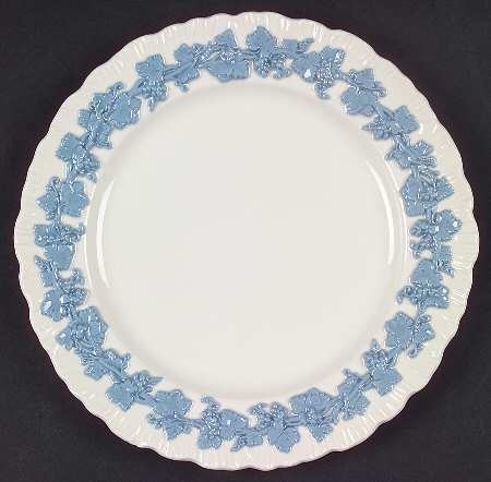 Lavender on Cream Color (Shell Edge) Dessert/Pie Plate