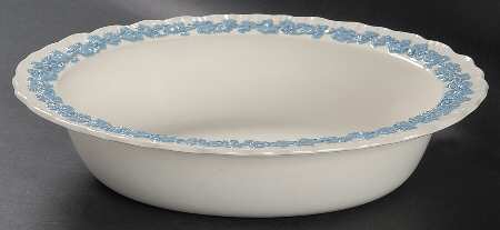 Lavender on Cream Color (Shell Edge) 9" Oval Vegetable Bowl by Wedgwood