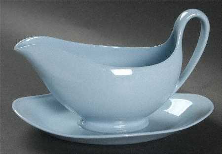 Lavender Gravy Boat with Attached Underplate