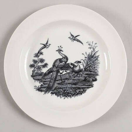 Liverpool Birds Black (No Trim) Salad Plate