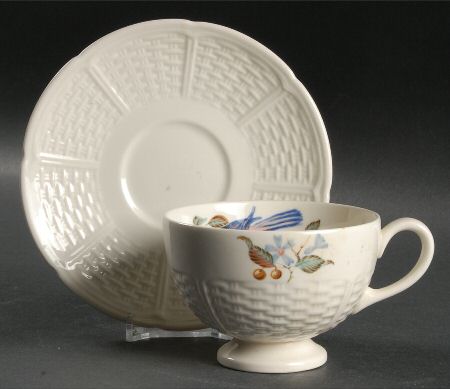 Londonderry Footed Cup & Saucer Set
