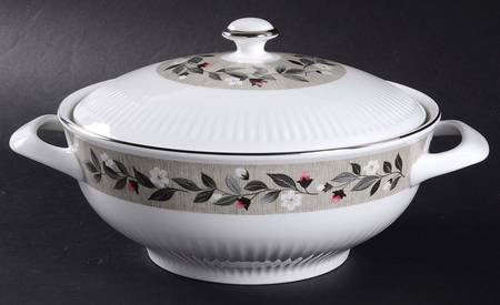 Louisiana Round Covered Vegetable
