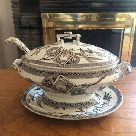 Louise Tureen & Lid w/Underplate