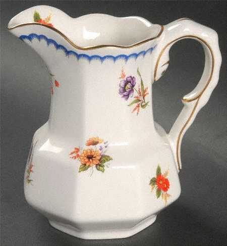 Lowestoft 12 Oz Pitcher