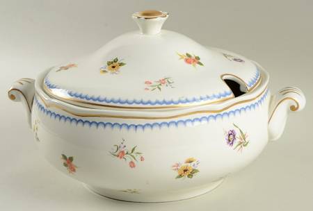 Lowestoft Tureen &  Lid