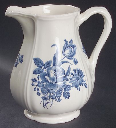 Ludlow 32 Oz Pitcher